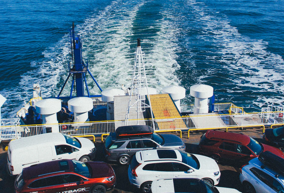 【日‌本‌企‌業‌進‌出‌事例｜タ‌ン‌ザ‌ニ‌ア】‌月‌間‌PV6,000‌万‌越‌え‌の‌越‌境‌EC‌サ‌イ‌ト‌を‌持‌ち、‌BtoC‌ の‌中‌古‌車‌ビ‌ジ‌ネ‌ス‌で‌成‌功！‌ビィ・‌フォ‌アー‌ド‌