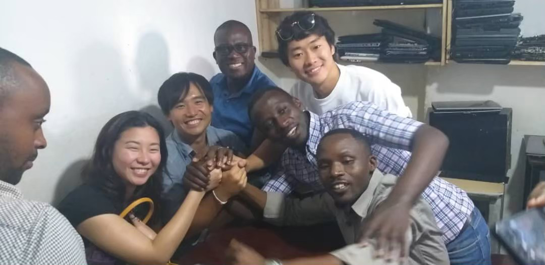 アフリカ市場で成功の機会を見つけるためのサービス作りに挑む。